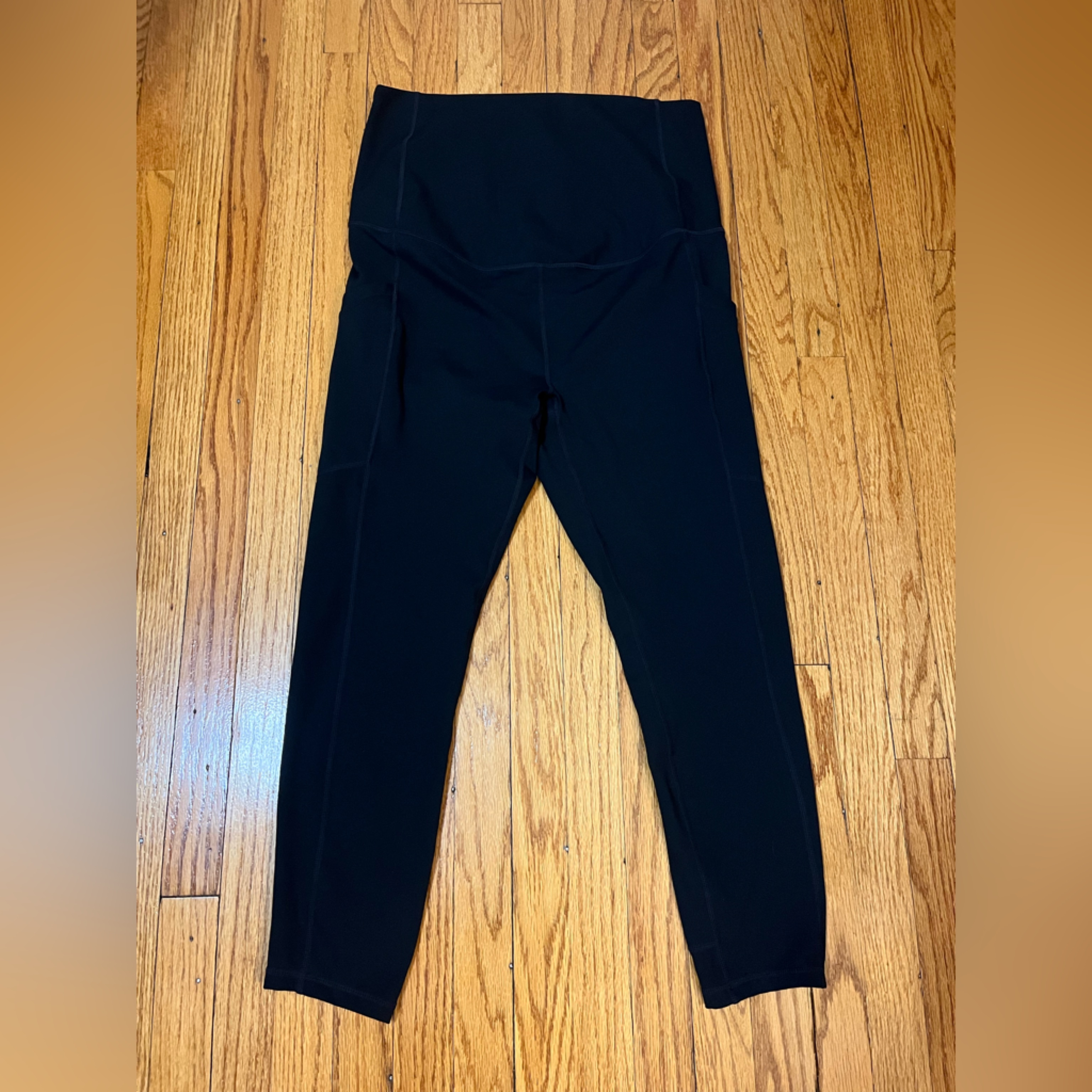 Women's Fabletics Pureluxe High Waisted Maternity 7/8 Leggings- Size Large- Nwt